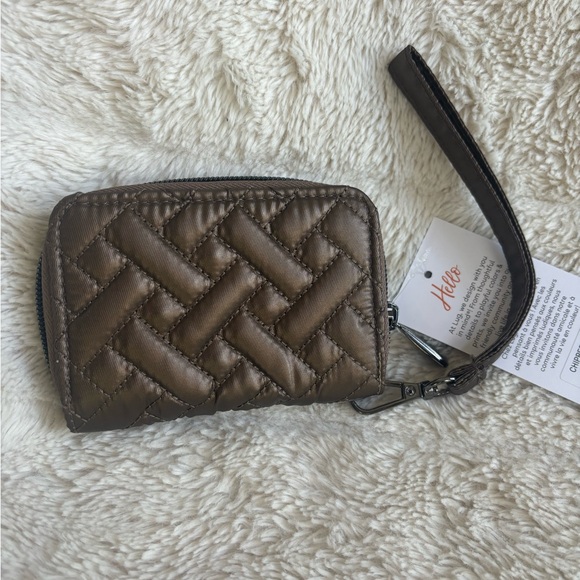 NWT Lug Chipper RFID Wristlet Wallet - Metallic Espresso - Picture 4 of 7